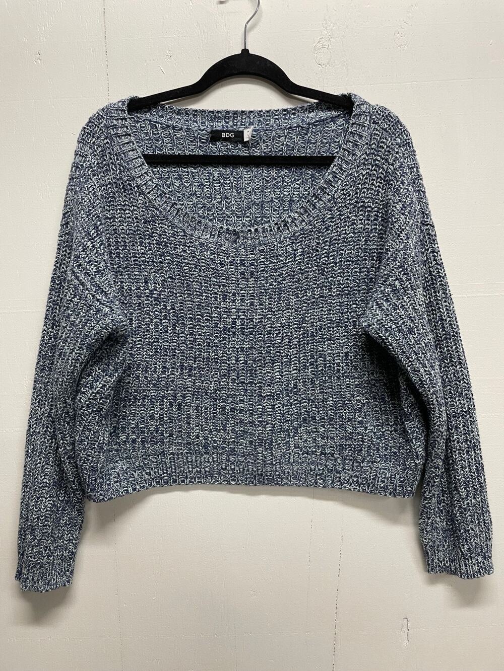BDG Women's Knit Sweater Size Medium Cropped Oversized Urban Outfitters